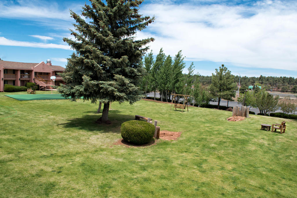 Mountain Ranch Resort At Beacon Hill Williams Buitenkant foto