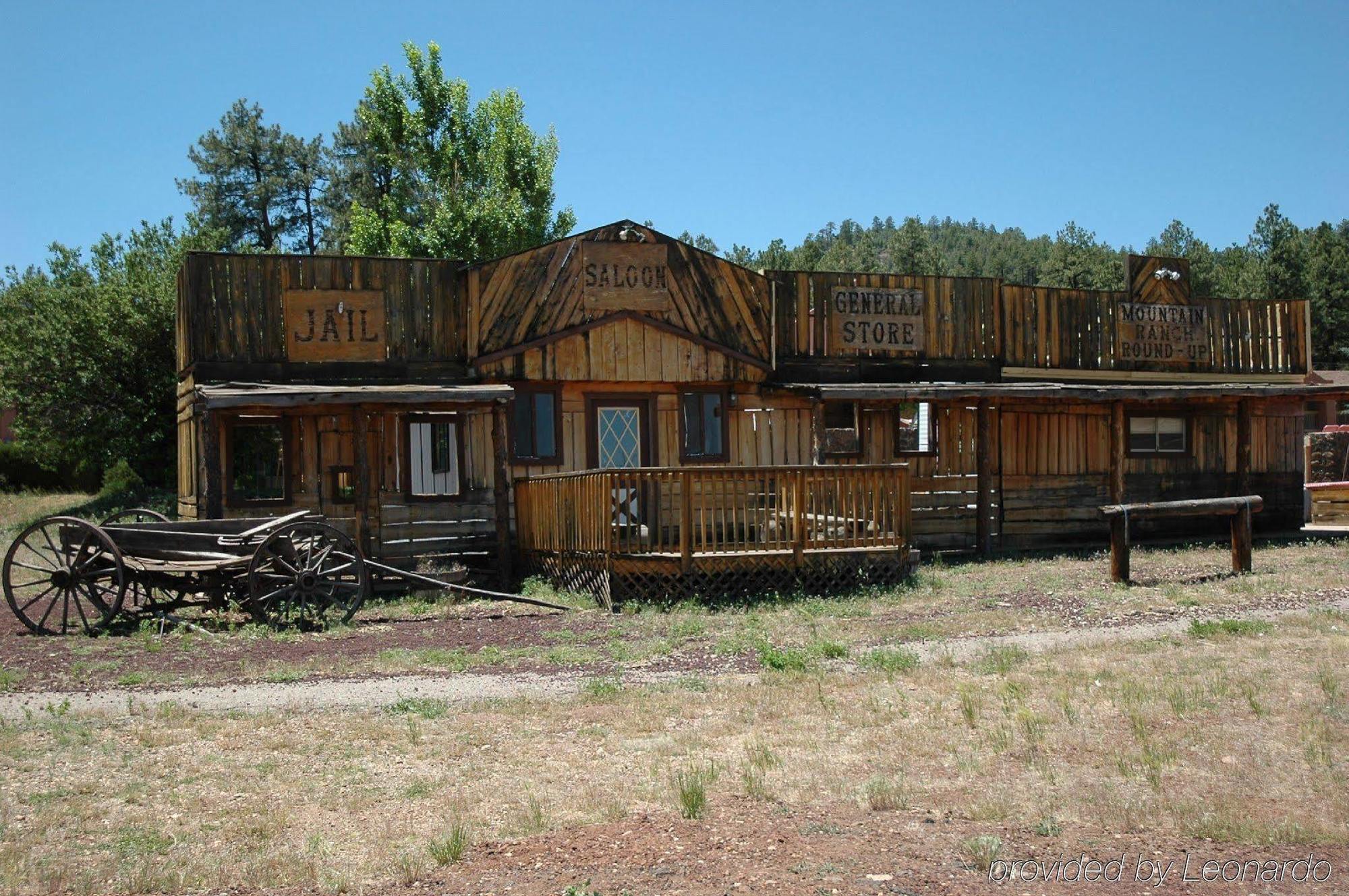 Mountain Ranch Resort At Beacon Hill Williams Buitenkant foto