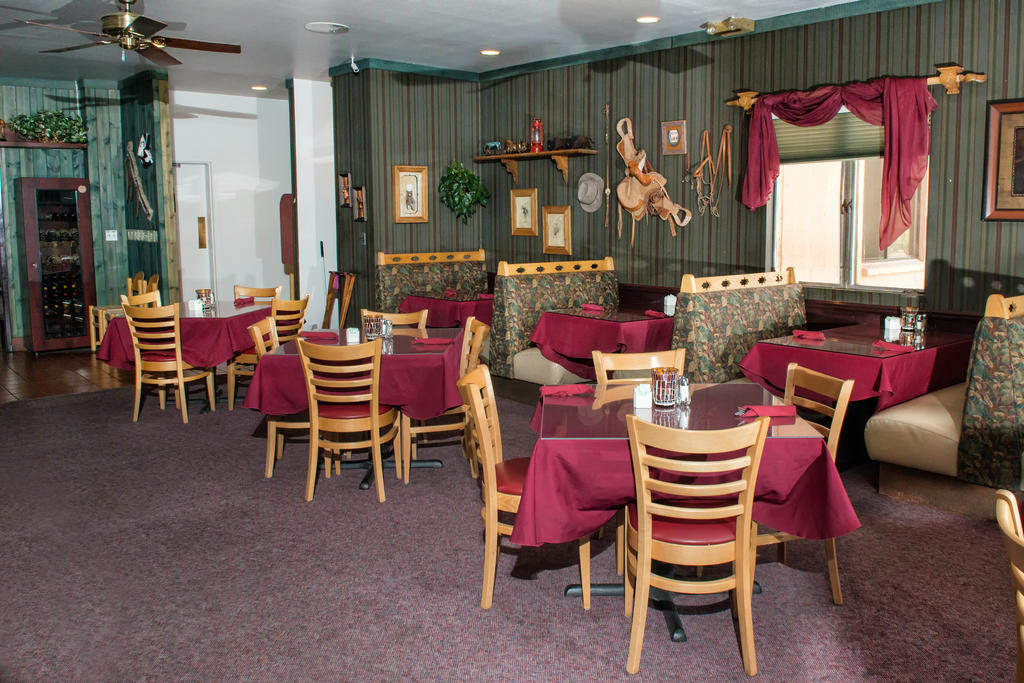Mountain Ranch Resort At Beacon Hill Williams Buitenkant foto