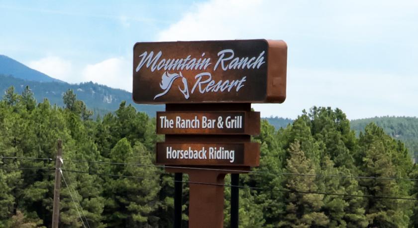 Mountain Ranch Resort At Beacon Hill Williams Buitenkant foto