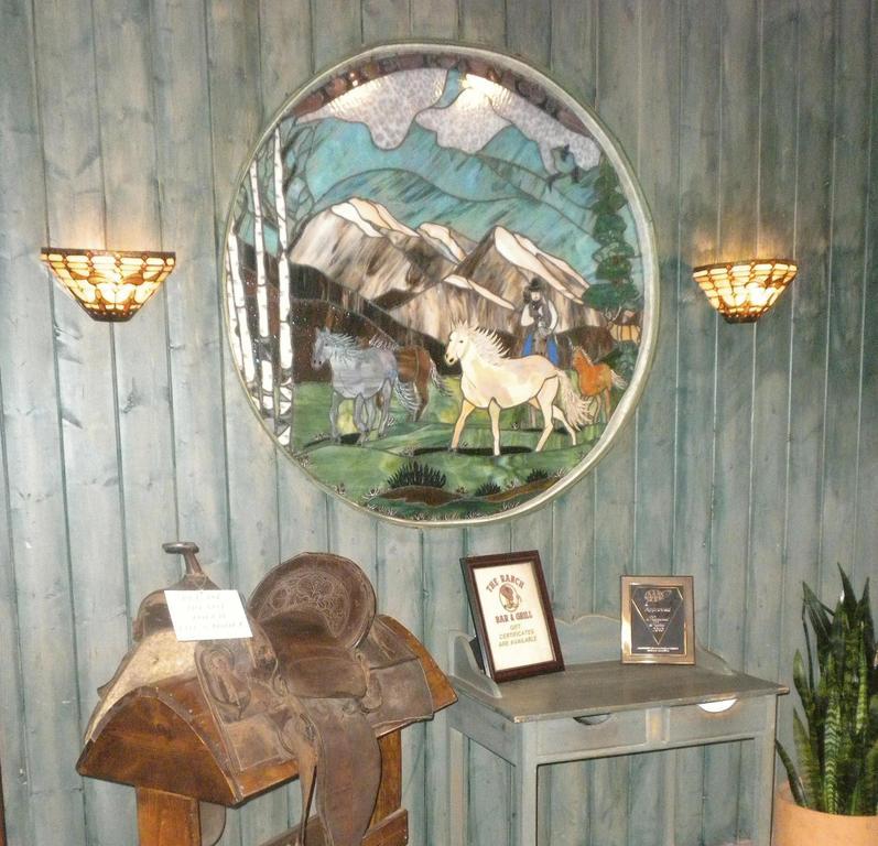 Mountain Ranch Resort At Beacon Hill Williams Buitenkant foto