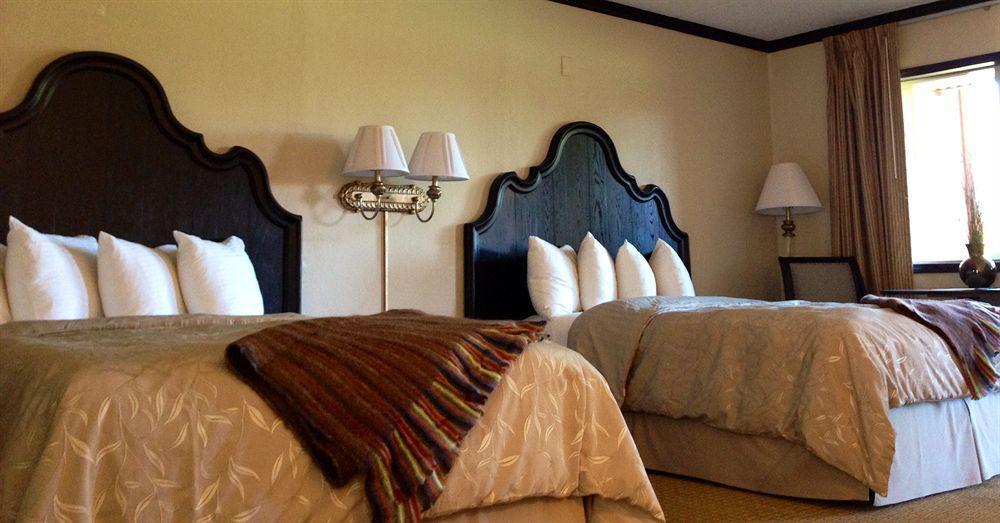 Mountain Ranch Resort At Beacon Hill Williams Buitenkant foto